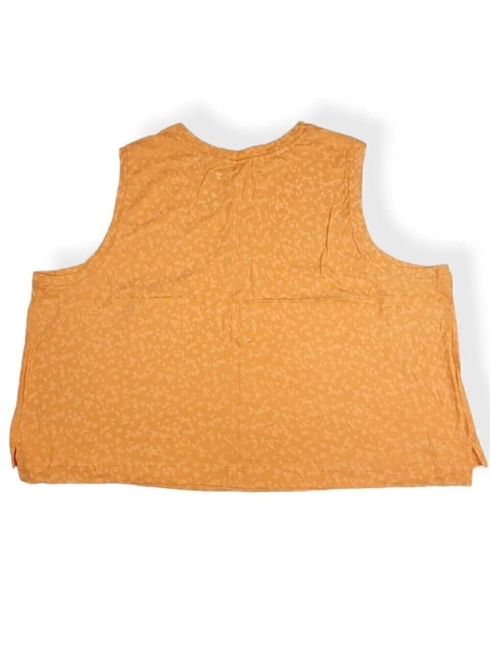 All In Motion  Cropped Boxy Tank 4X - Picture 2 of 4